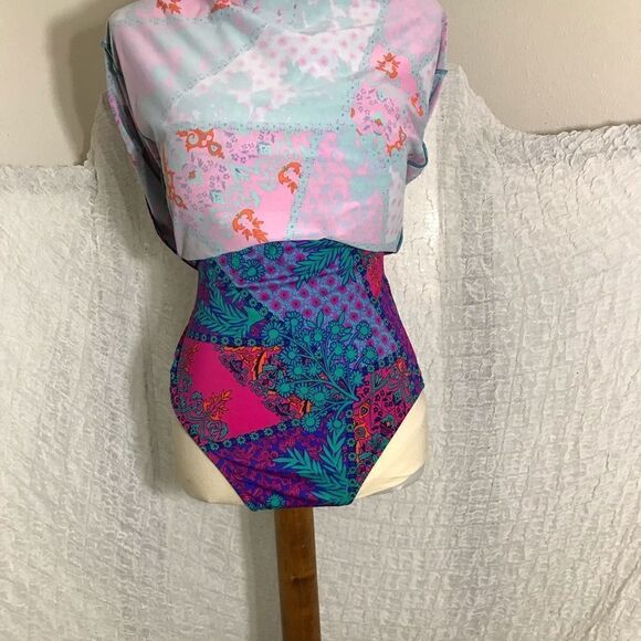 Just Beachin Pasley Floral Print Swimdress Size 12 - Picture 7 of 9